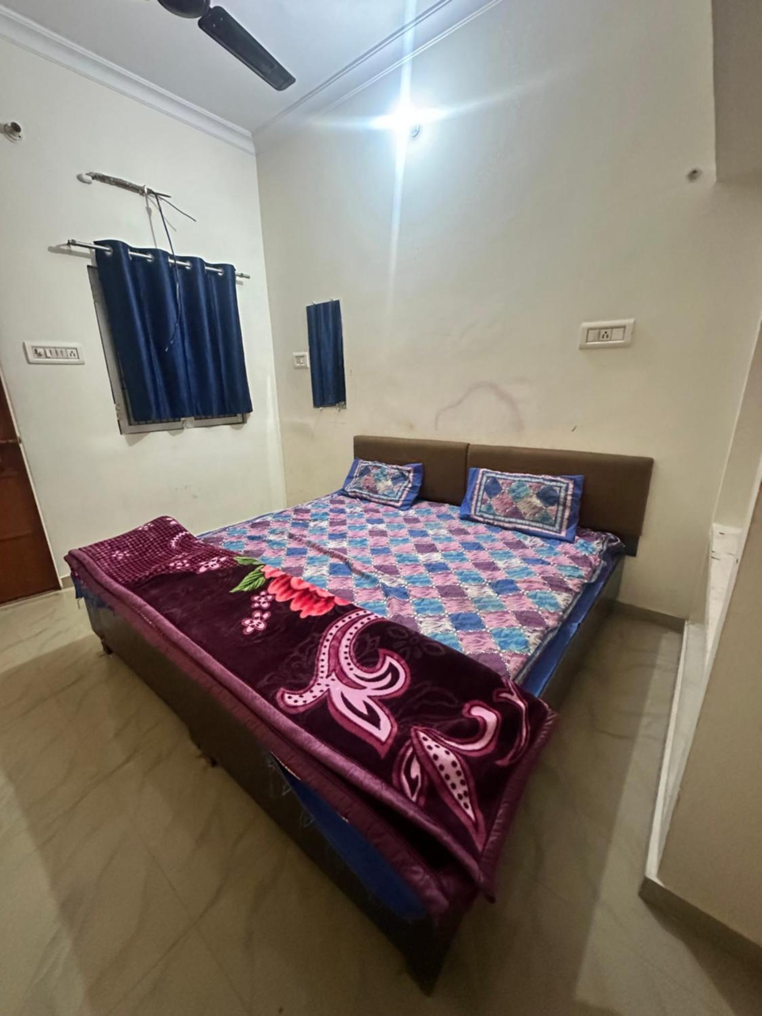 Khatu Shyam Guest House Ayodhya Экстерьер фото